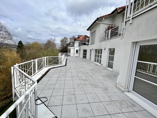 3 Zimmer 150 m² 1.500 € Kaltmiete Wohnungen in Saarbrücken bei