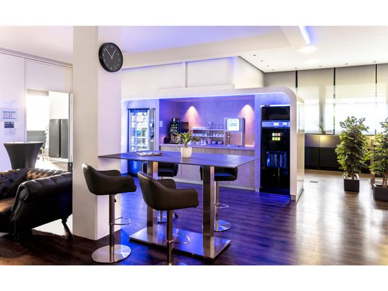 Adam Barner Prosports FZA GmbH