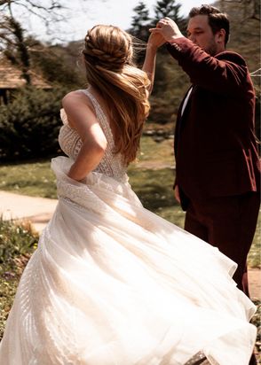 Max & Rebecca First Dance