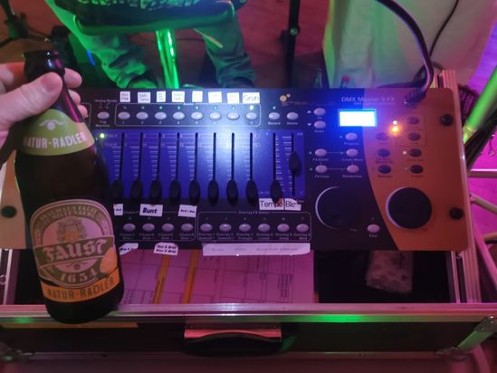 Partyband Rhythm and Heart