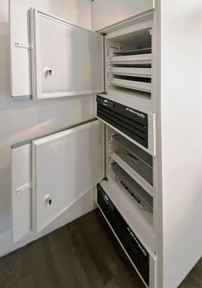 OECO Möbelwerke Oelschlägel & Co. GmbH