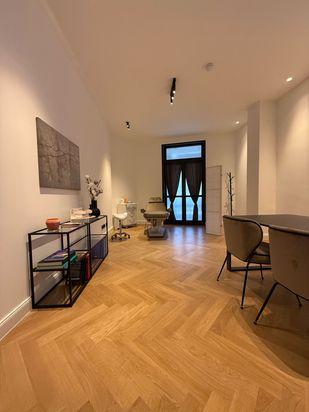 Dr. Nichlos - Plastische Chirurgie Frankfurt