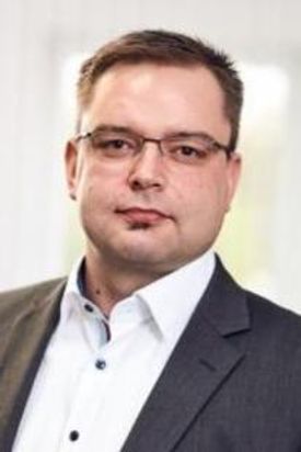 DEVK Versicherungen: Robert Bjar