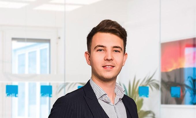 SIGNAL IDUNA Versicherung Severin Durdel