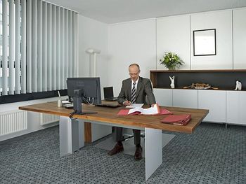 Anwaltskanzlei Dr. Heinz Schmid