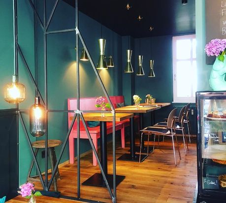 THE FRIDAY Cupping Room