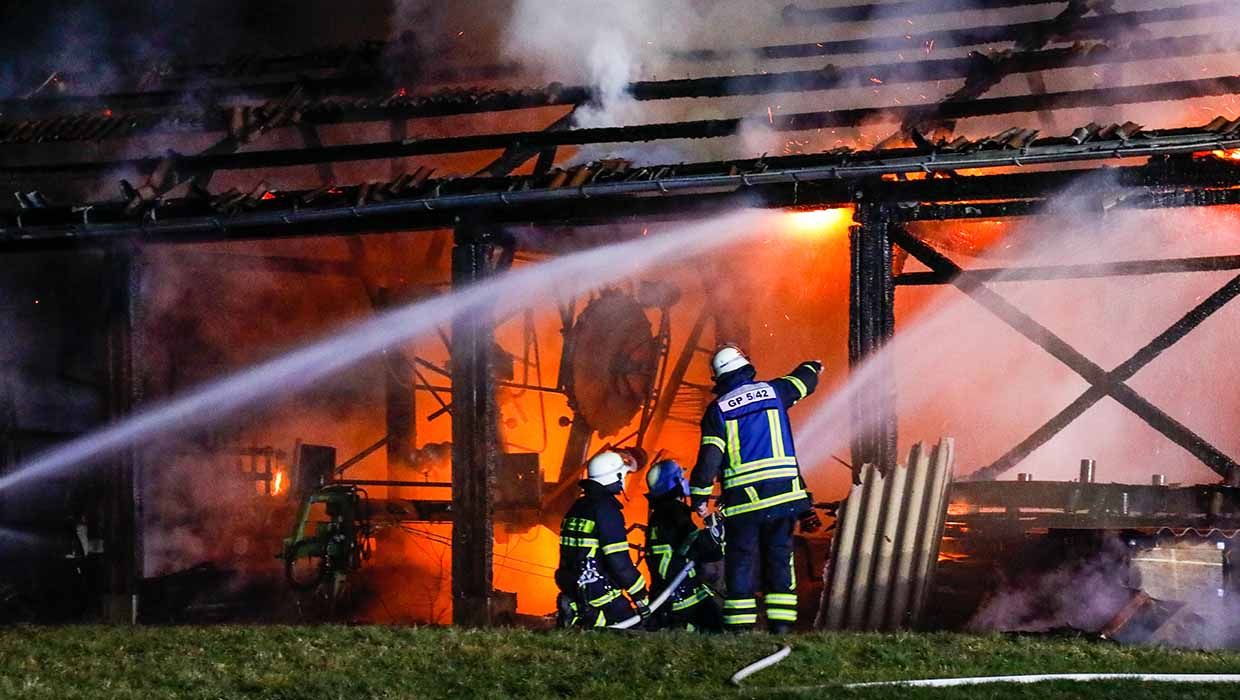 Ostalbkreis: Scheunenbrand - Spielautomaten beschädigt - Versuchter Einbruch - Unfälle