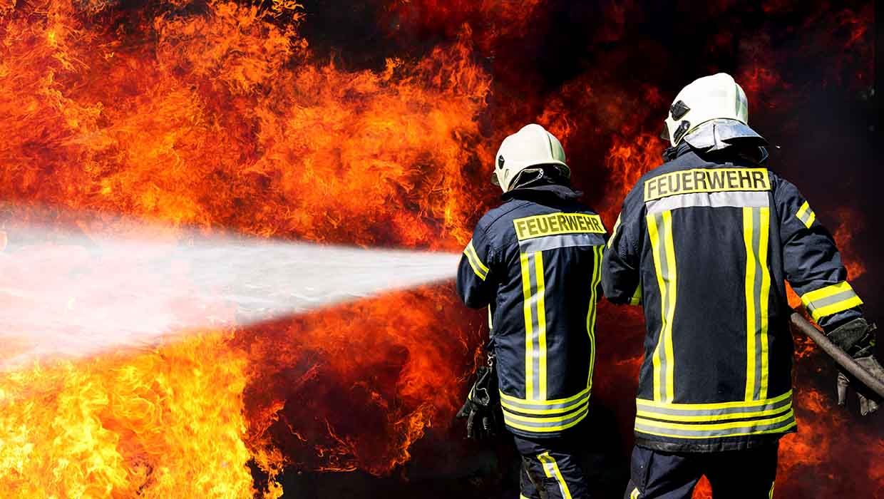 Vollbrand eines Gebäudes