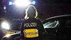 Die Polizei führt in der Vorweihnachtszeit gezielt größere Kontrollen durch. Am Mittwochabend postierten sich die Polizeibeamtinnen und -beamten unter der Fritz-Berg-Brücke an der B 236. Foto: Polizei MK