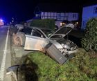 Der Pkw kam von der Straße ab.