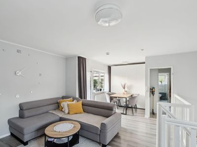 Attraktive 2-Zimmer-Wohnung mit Terrasse und Stellplatz in Zehlendorf bei Berlin