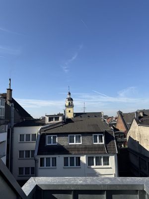 Über den Dächern der Altstadt- exklusive, vollmöblierte Wohnung im Herzen der Düsseldorfer Altstadt