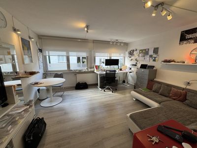 Renoviert: 3 Zimmer inkl. Küche + Balkon - WG geeignet – Nähe Innenstadt – Ladestation E-Auto