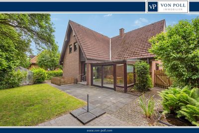 Vielseitiges Zweifamilienhaus mit tollem Garten –
Wohnen & Gestalten nach eigenen Vorstellungen!