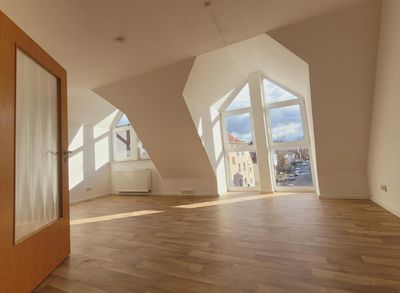 4-Raum Wohnung, Aufzug im Haus