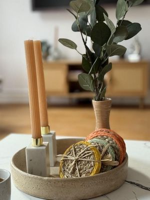 Neuwertige, komplett möblierte Wohnung mit Balkon und Einbauküche in Nürnberg