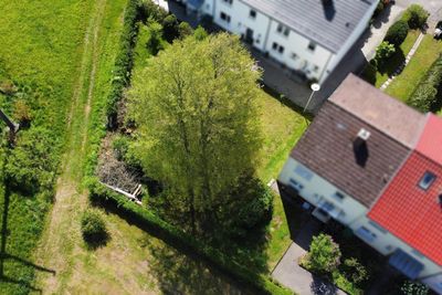 Baugrundstück in beliebter und naturnaher Südhang-Lage