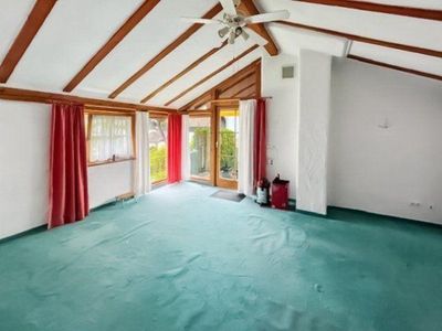 Einzigartiges Einfamilienhaus mit Einliegerwohnung in schöner und ruhiger Lage in Rosenheim