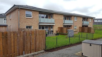 Neuwertige und ruhige 3-Zi.-Eigentumswohnung, Terrasse, Wärmepumpe, Carport-Stellplatz