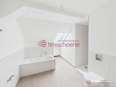 *4-Zimmer DG-Wohnung mit Altbaucharme und Erstbezug nach Modernisierung in Arnstadt zu VERKAUFEN*