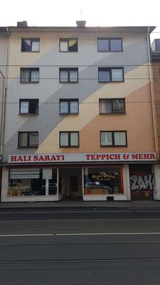 WG geeignet! 4. OG OHNE Aufzug! 3-Zimmer-Wohnung mit Balkon in Duisburg-Hochfeld