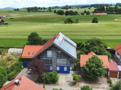 Design trifft Licht und Raum – Stilvolles Galerie-Architektenhaus im idyllischen Burggen