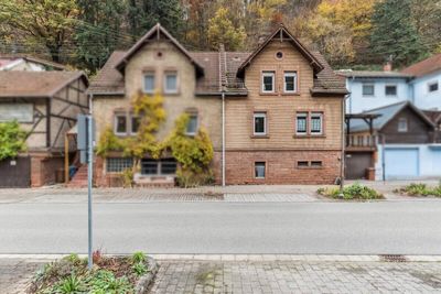 Provisionsfrei – Charmante Doppelhaushälfte mit klugem Schnitt und bis zu drei Schlafzimmern