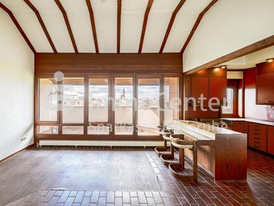 Licht, Luft und Lage - 3-Zimmer-Wohnung mit Loggia mitten in Karlsruhe