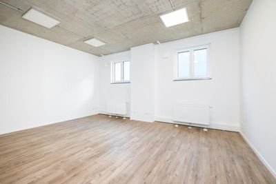 NEUBAU - PROVISIONSFREI | Modernes Büro mit erstklassiger Anbindung in bester Lage von Neusäß