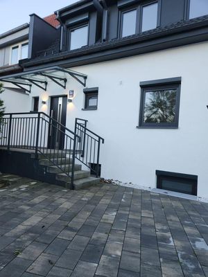 1 WG Zimmer frei in 2-Zimmer Wohnung