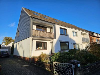 Doppelhaushälfte mit viel Potenzial in ruhiger Seitenstraße in zentraler Lage in DEL Stickgras