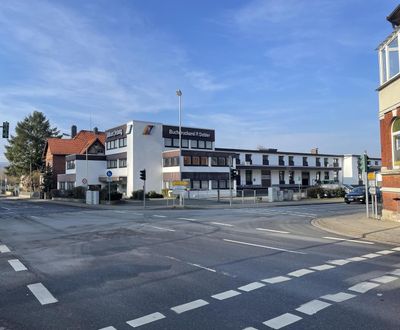 Werbewirksame Lage-Gewerbe/Dienstleistung/Büro/Praxis in Mehrgewerbehaus in Alfeld-auch Teilflächen