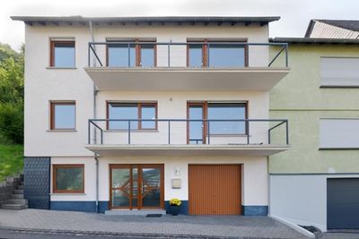 Leben mit Aussicht in Kövenig! Renoviertes EFH, direkt bezugsfähig