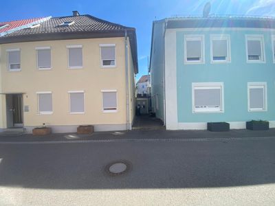 Vielseitiges Zweifamilienhaus mit WG-Potenzial im Herzen von Biberach