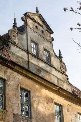 +TEILSANIERT - VOLLSANIERT+
Nr. 5 "OPHELIA" – Ihr Wohntraum mit königlichem Flair! Eigennutzung oder Kapitalanlage!