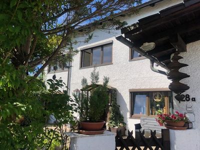 Idyllisches Einfamilienhaus mit Einliegerwohnung vor den Toren Münchens im schönen Rosenheim