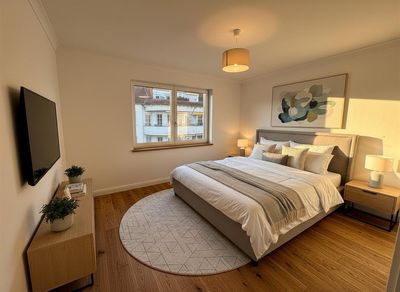 MANNELLA *Barrierefrei Wohnen in Rheinnähe* Erstbezug, Balkon und hochwergige Einbauküche!