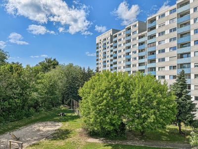 Attraktive Kapitalanlage: Vermietete Wohnung mit Balkon und Parkplatz in Liederbach