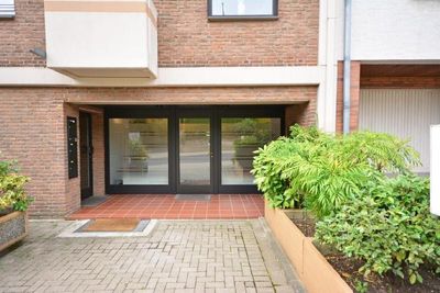 Brühl-Pingsdorf: Helle Büroräume in zentraler, aber ruhiger Lage