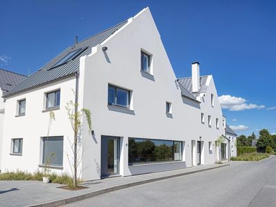 Sanierungsobjekt hoher Steuervorteil & Potential – MFH nahe München & Landshut (provisionsfrei)