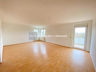 3 Zimmer in Kyritz mit Balkon, Gäste-WC, Aufzug, PKW-Stellplatz