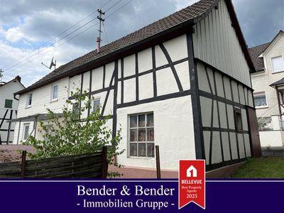 **PREISREDUZIERUNG**
Solides Einfamilienhaus mit Gestaltungsspielraum in ruhiger Ortsrandlage!
