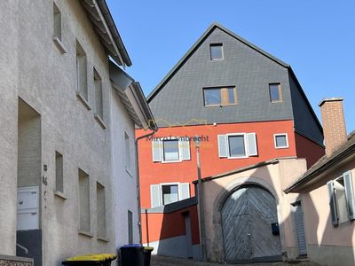 Top-renoviertes Mehrfamilienhaus mit 4 Wohneinheiten in Breisach – mit Renditepotenzial