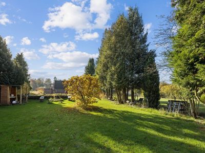 Traumhaftes Grundstück mit Baugenehmigung für Doppelhaushälfte in Kisdorf