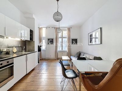 Charmante Altbauwohnung in Neukölln – saniert, mit Parkett & moderner Ausstattung