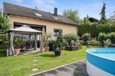 Zweifamilienhaus in ruhiger Traumlage – Stil, Komfort & Natur