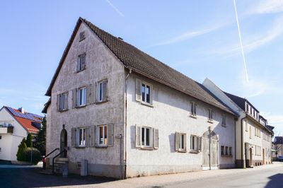 Reihenendhaus mit Entwicklungspotenzial – Sanierung oder Neubau auf 388 m² Innenstadtgrundstück
