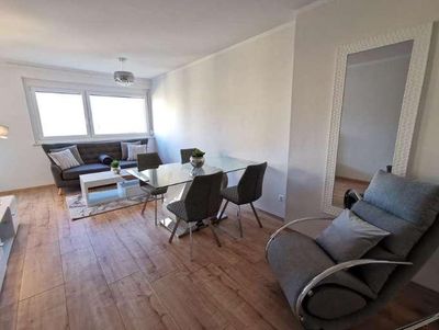 1,5-Zimmer-Wohnung in ruhigem Wohnhaus sucht neue Mieter! mit möblierter und Balkon