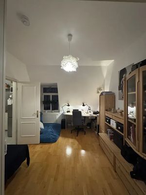 Charmante 2-Zimmer Wohnung im 3. OG in Dresden Striesen-Ost