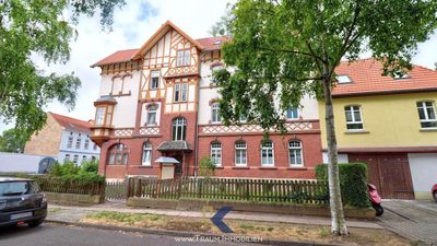 möblierte 2-Zi.-Whg. im sanierten Altbau – Einziehen & Wohlfühlen